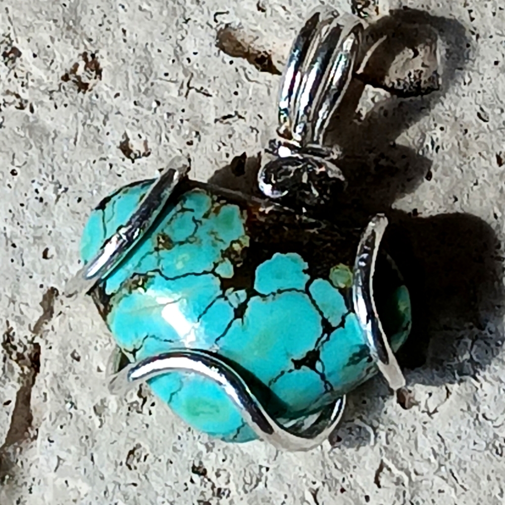 Turquoise Pendant Sterling Silver - Picture 4 of 12